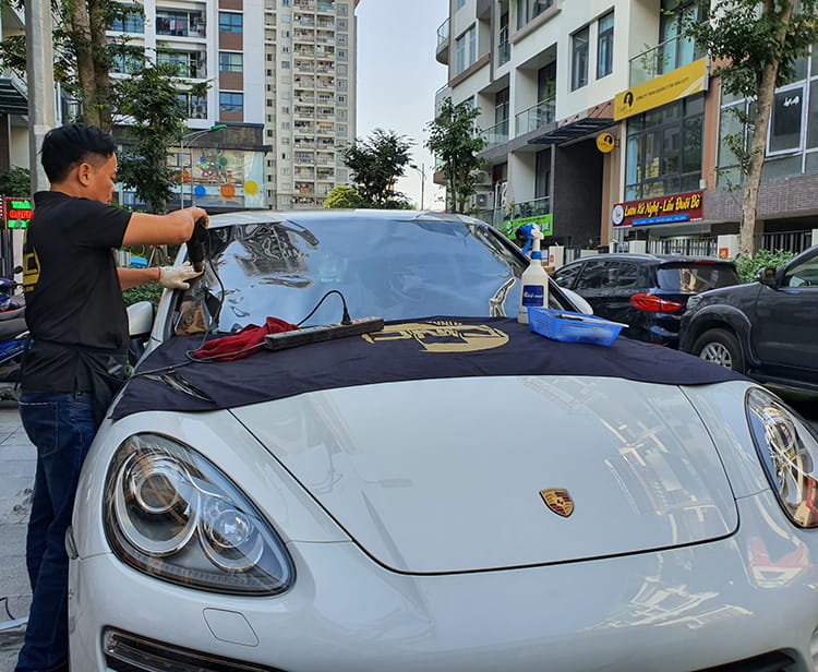 phim cách nhiệt ô tô porsche cayenne