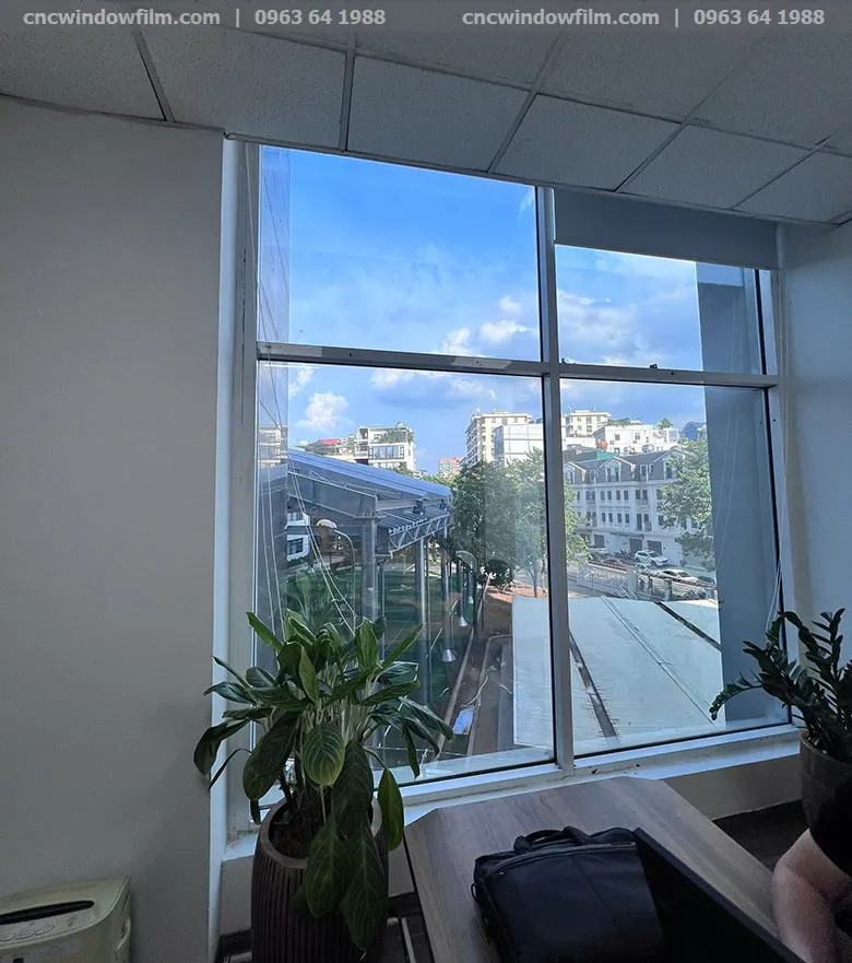 Phim cách nhiệt trong suốt